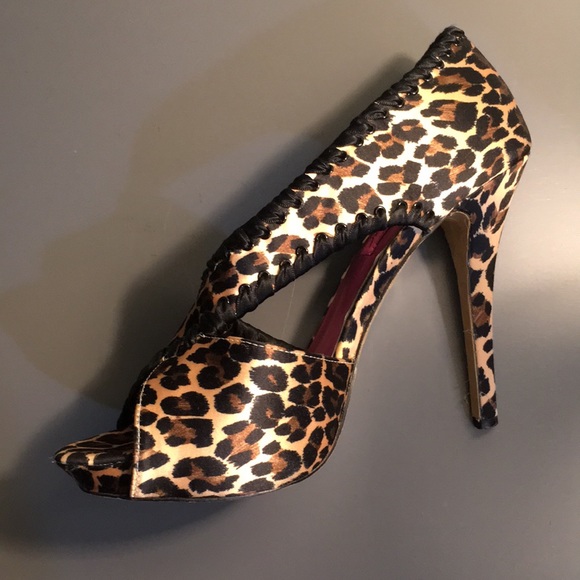 Betsey Johnson Heels - Picture 1 of 6